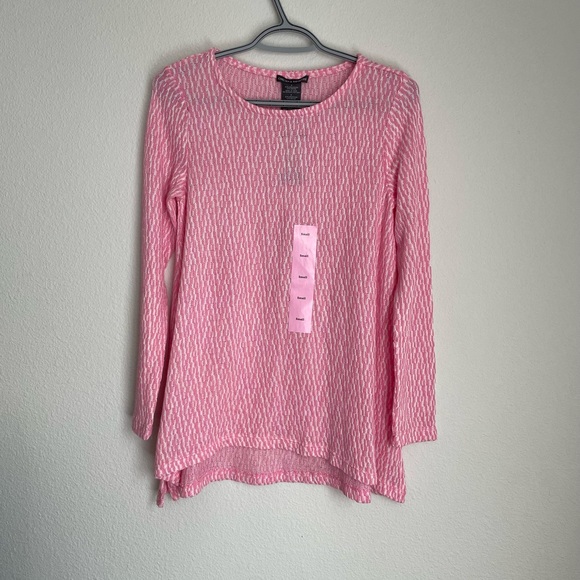 Chelsea & Theodore women’s blouse - Picture 2 of 8